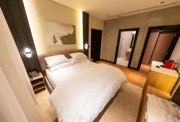 Elite Lodge